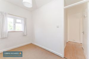 Bedroom- click for photo gallery